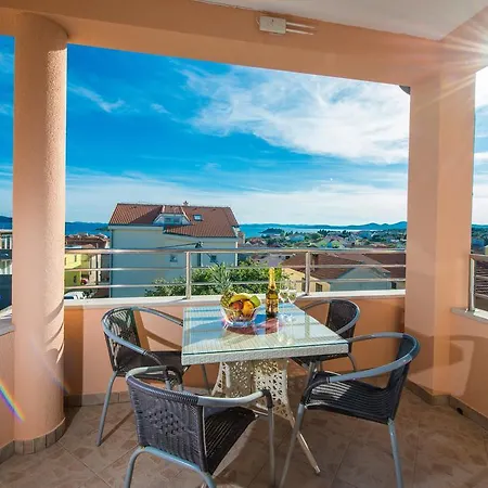 Zdenka Apartmán *