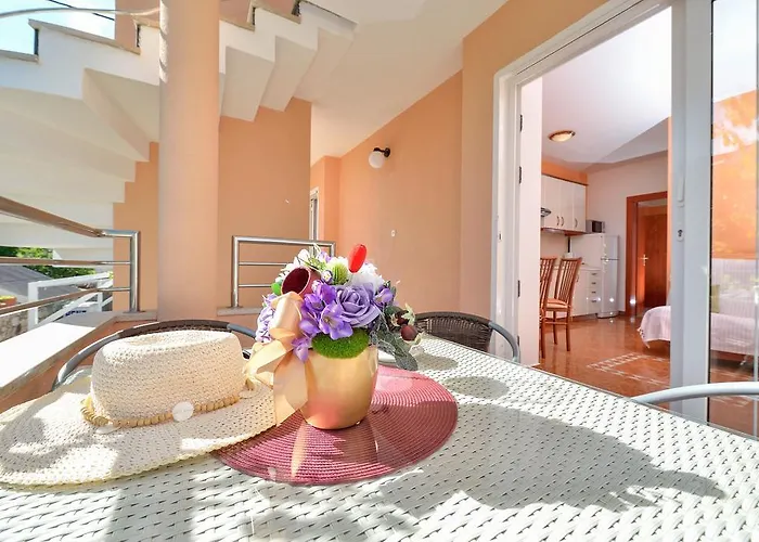 Zdenka Apartamento Pakoštane